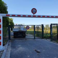 Portique installé au gymnase